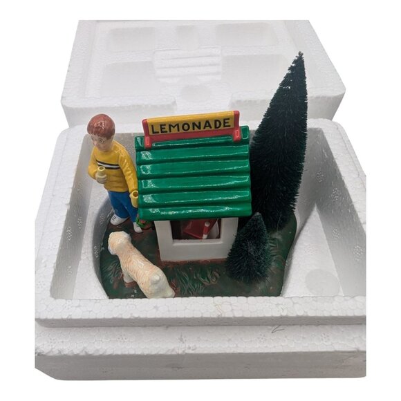 Department 56 " Ben & Buddy's Lemonade Stand " #55144 Snow Village 2001 Dog - Picture 2 of 10